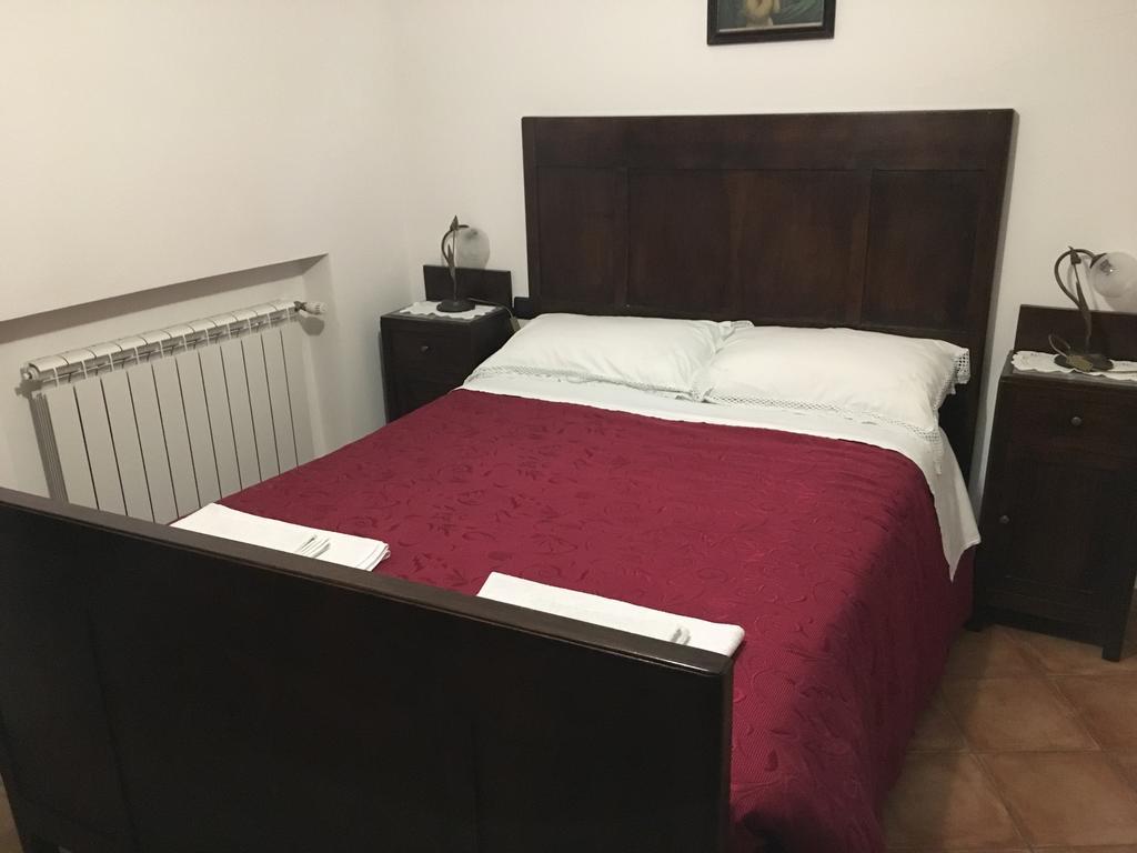 Appartamenti E Camere Il Poggio Di D'Angeli Lidia Auditore Exteriér fotografie