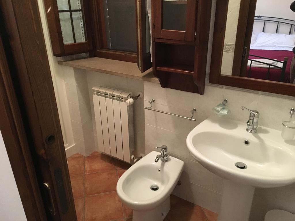 Appartamenti E Camere Il Poggio Di D'Angeli Lidia Auditore Exteriér fotografie