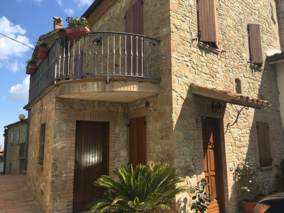 Appartamenti E Camere Il Poggio Di D'Angeli Lidia Auditore Exteriér fotografie